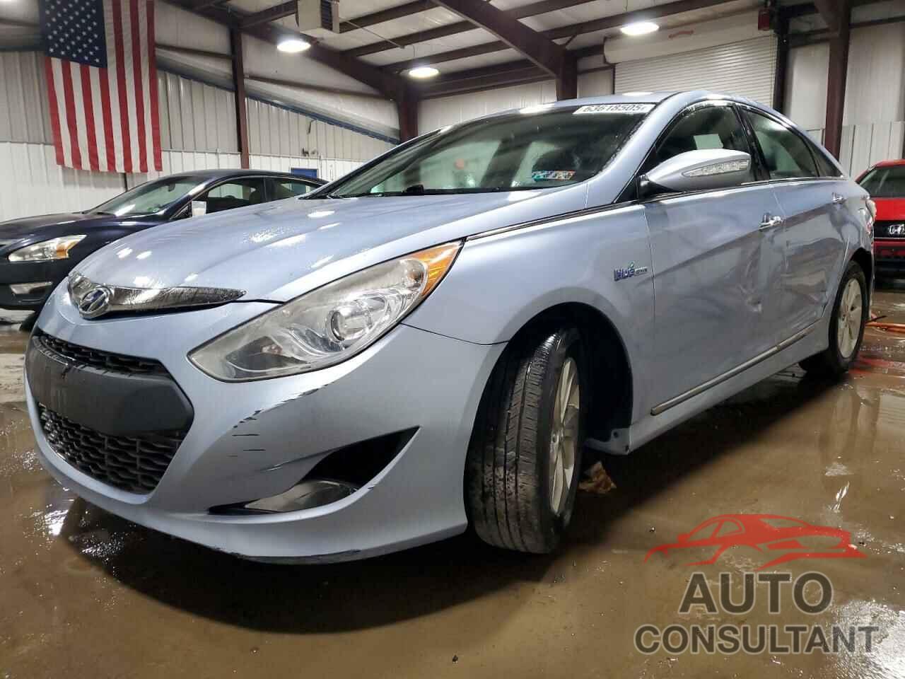 HYUNDAI SONATA 2013 - KMHEC4A47DA084268