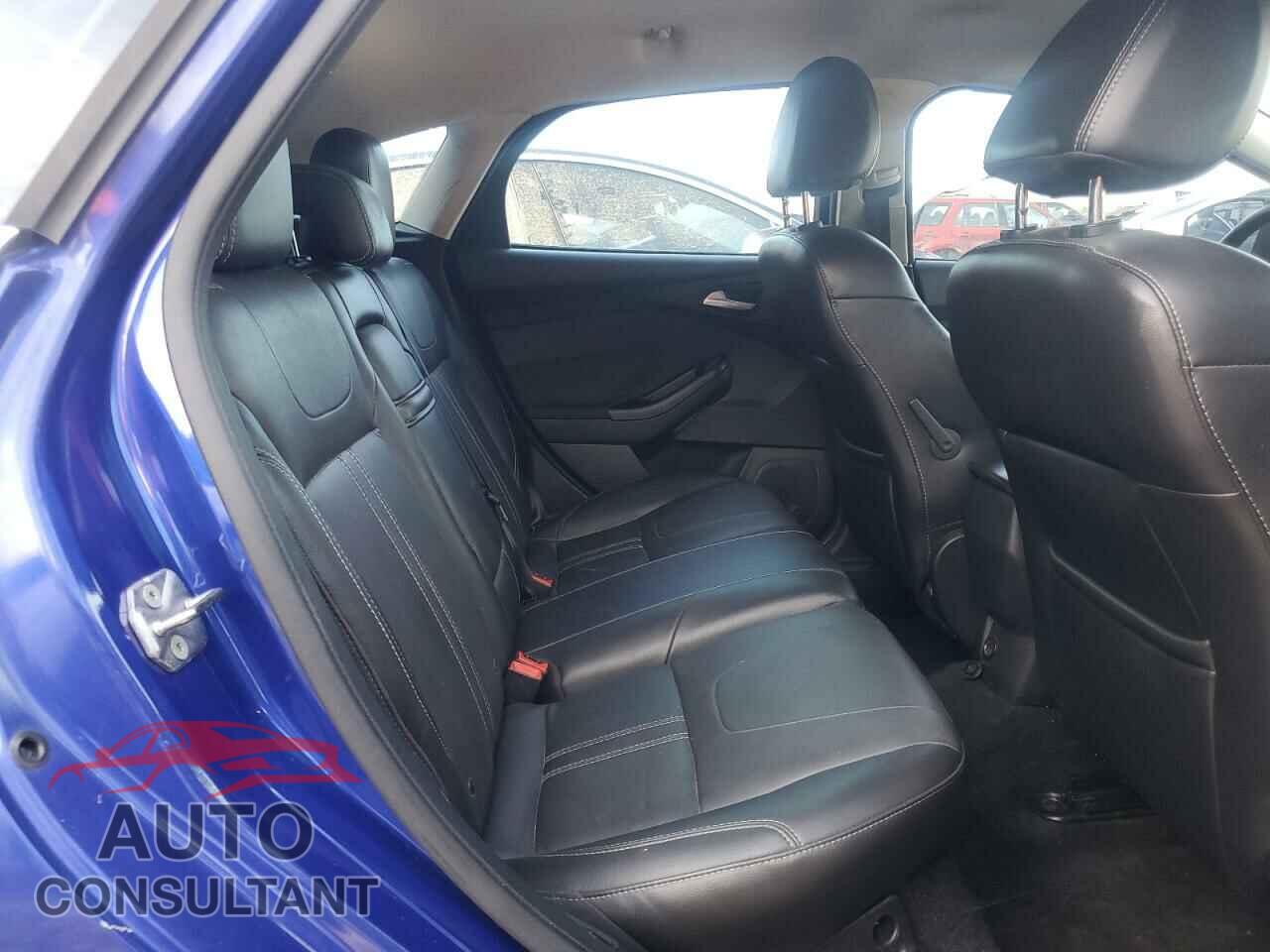 FORD FOCUS 2013 - 1FADP3N25DL104101