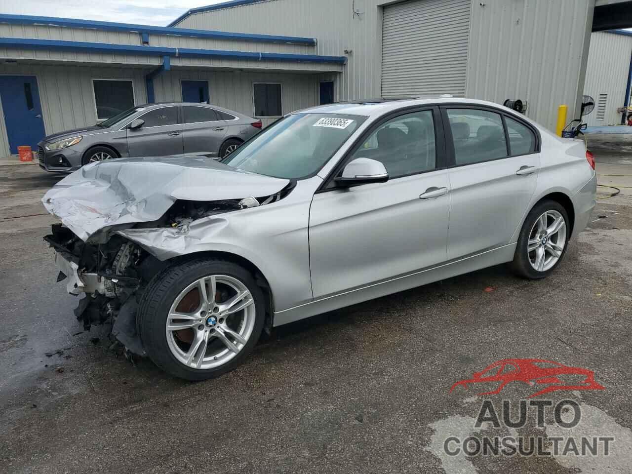 BMW 3 SERIES 2013 - WBA3B3G56DNR80477