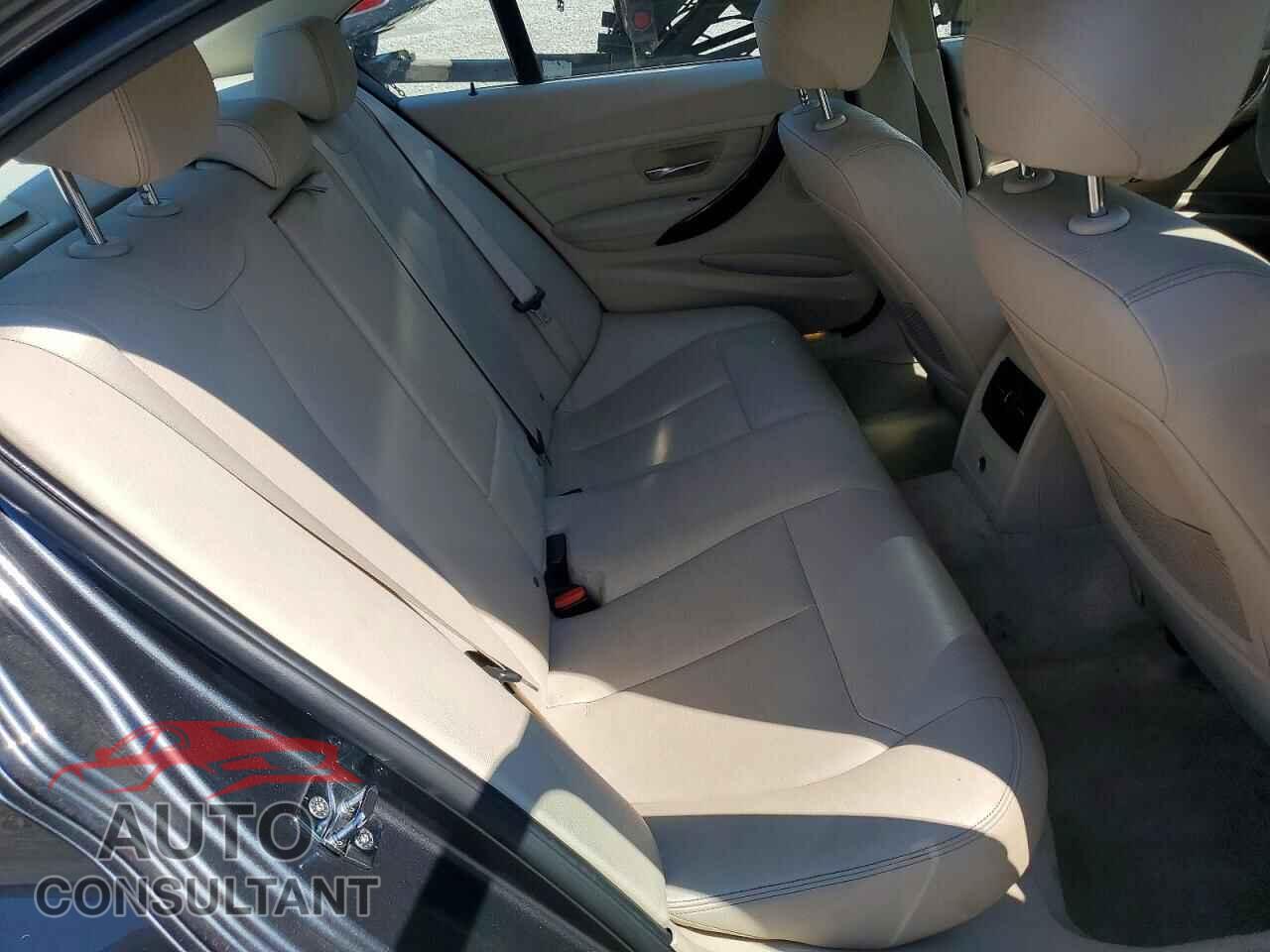 BMW 3 SERIES 2012 - WBA3A5C53CF348453