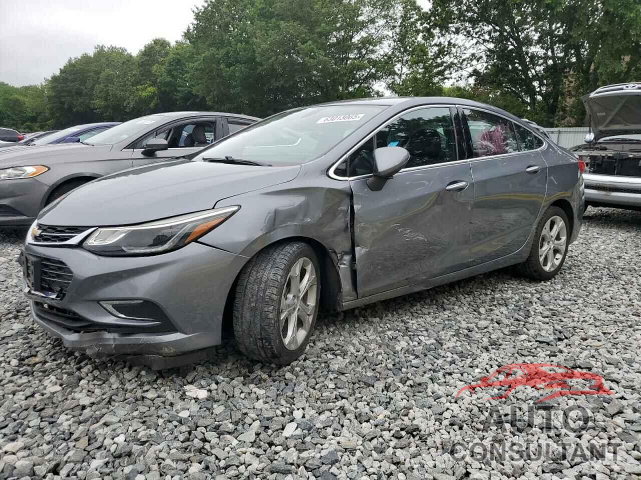 CHEVROLET CRUZE 2018 - 1G1BF5SM8J7145390