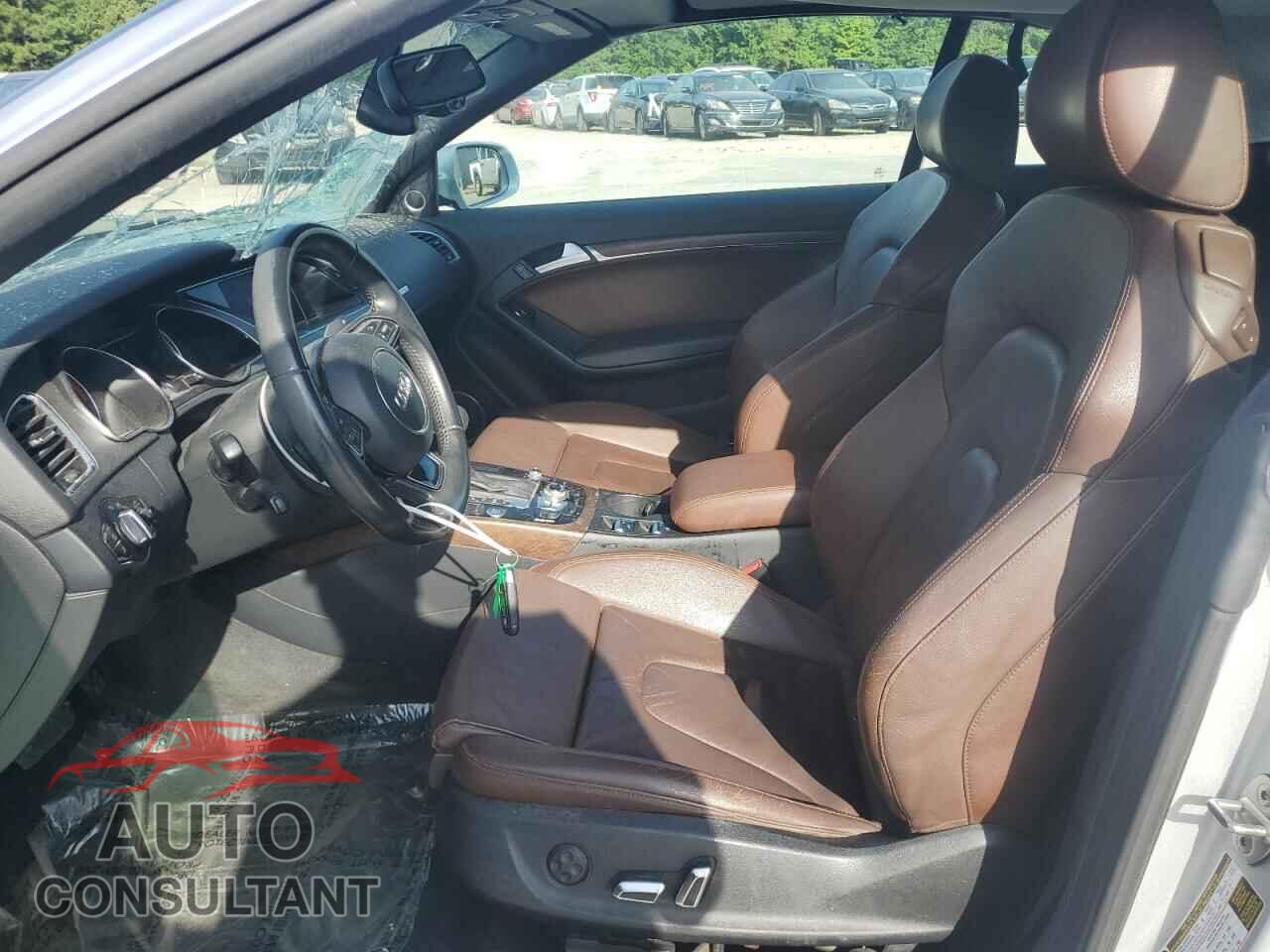 AUDI A5 2013 - WAULFAFH4DN000135