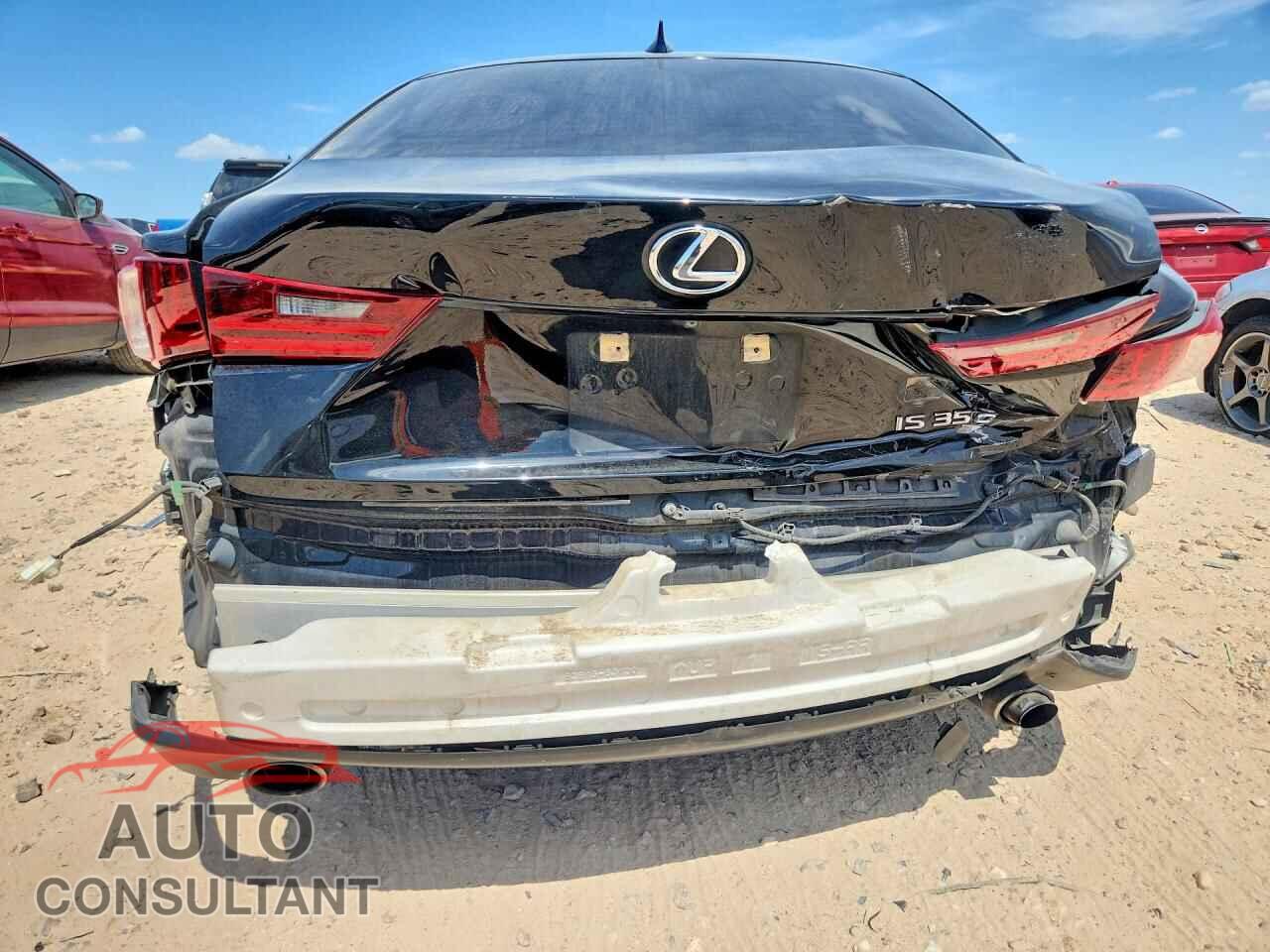 LEXUS IS 2014 - JTHBE1D29E5005136