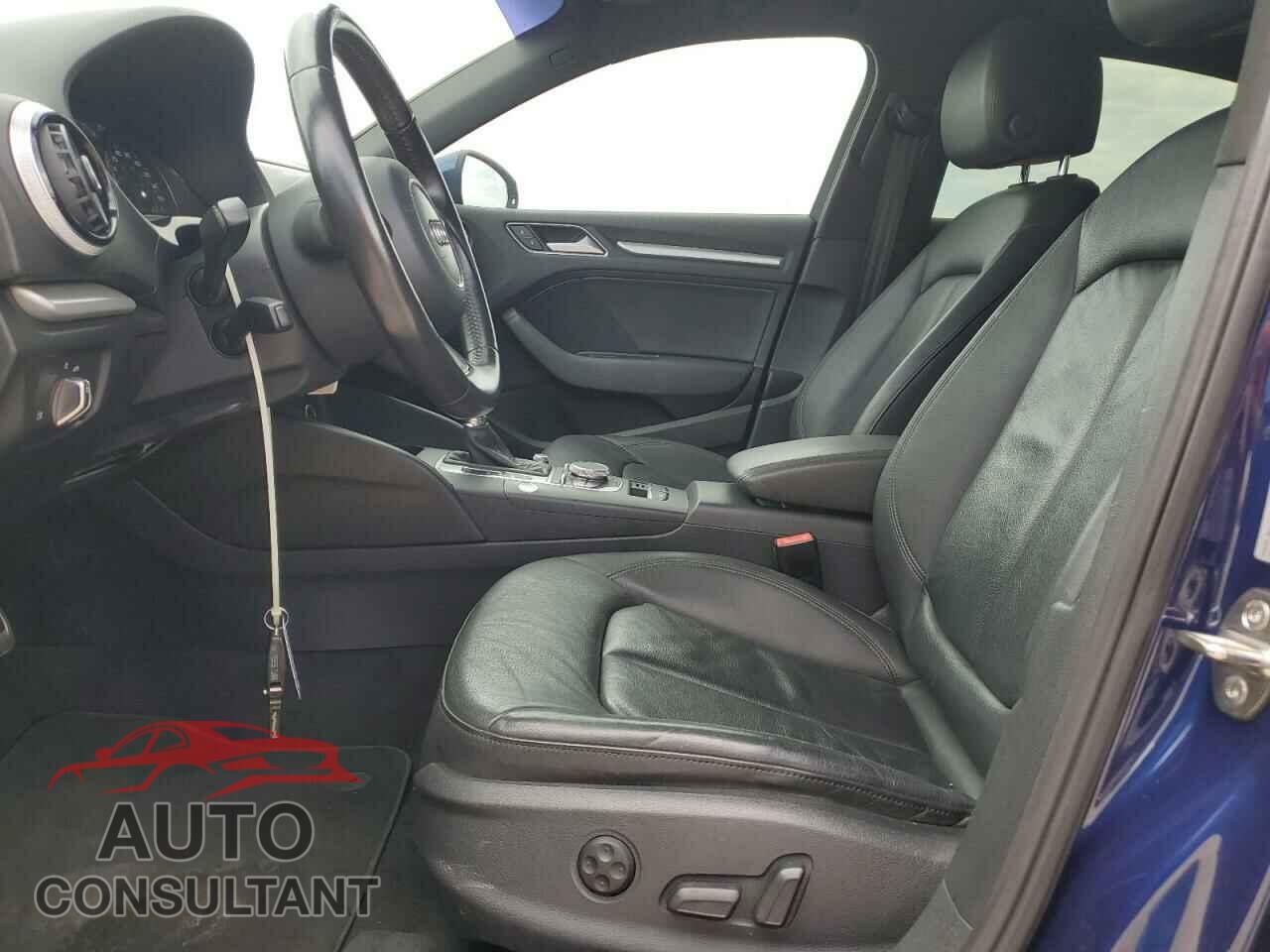 AUDI A3 2016 - WAUA7GFF0G1027169