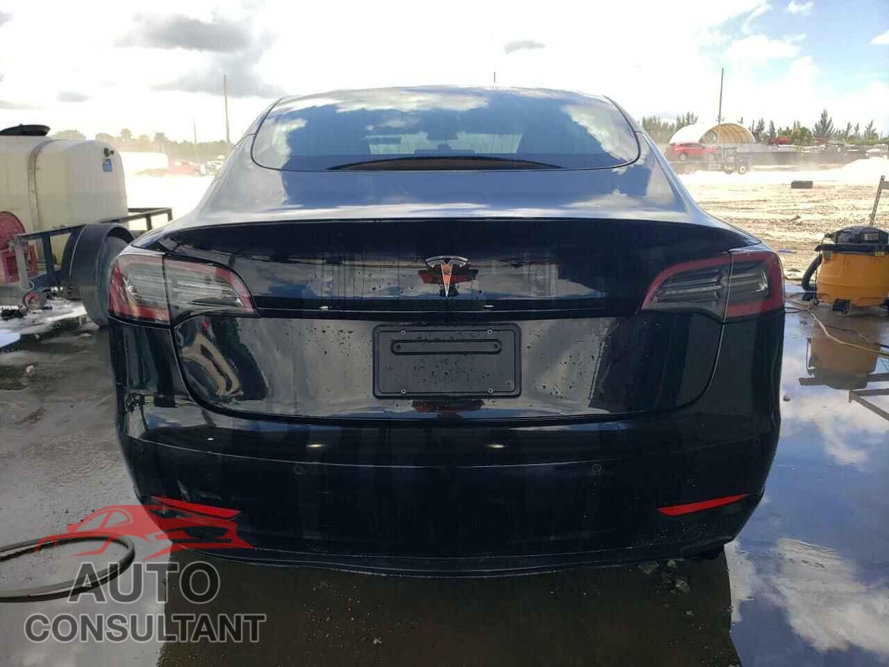 TESLA MODEL 3 2019 - 5YJ3E1EAXKF415840