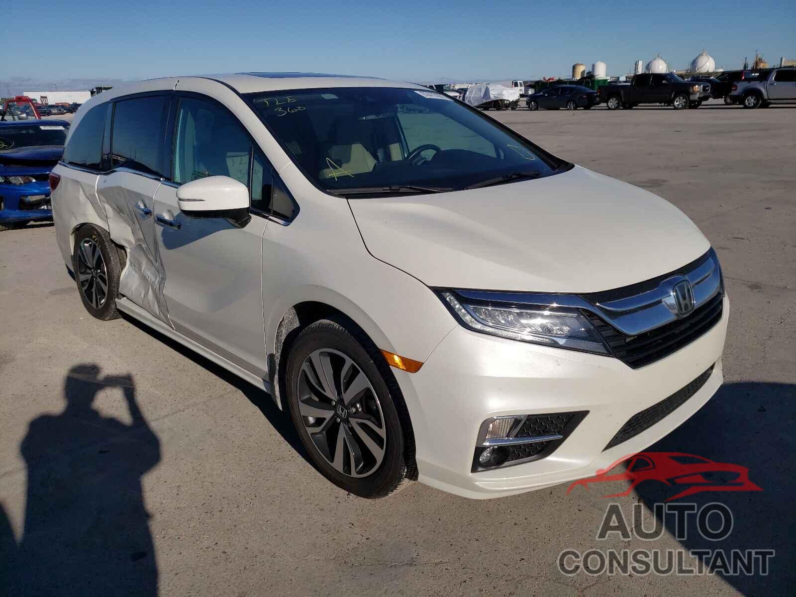 HONDA ODYSSEY 2018 - 5FNRL6H95JB016895