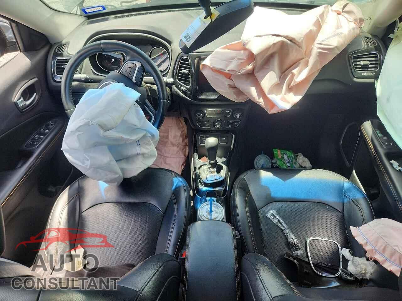 JEEP COMPASS 2019 - 3C4NJCCB1KT748893