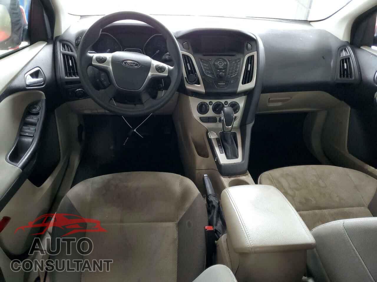 FORD FOCUS 2014 - 1FADP3F22EL320570
