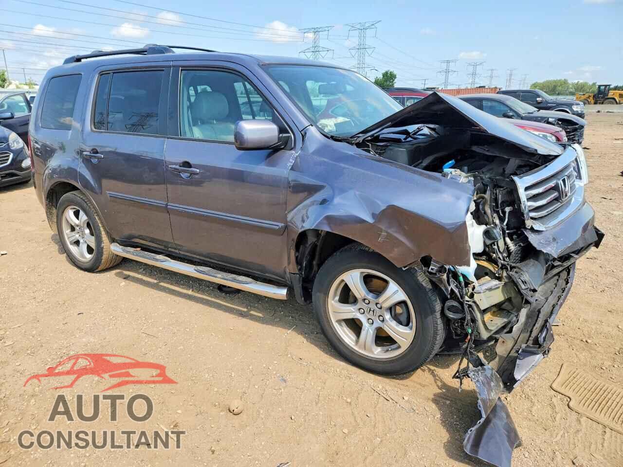 HONDA PILOT 2015 - 5FNYF4H52FB007745