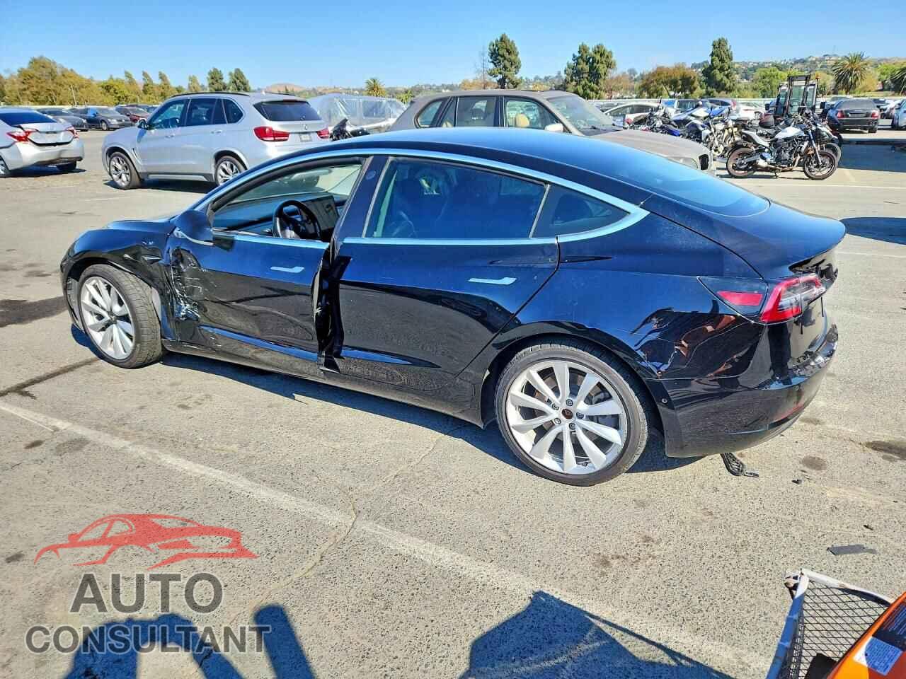 TESLA MODEL 3 2019 - 5YJ3E1EA7KF327120