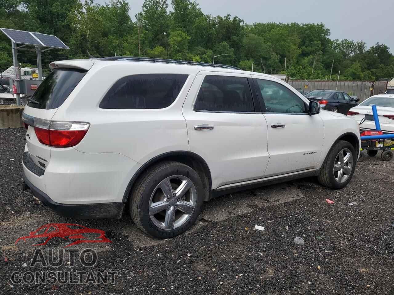DODGE DURANGO 2013 - 1C4SDJET7DC658067
