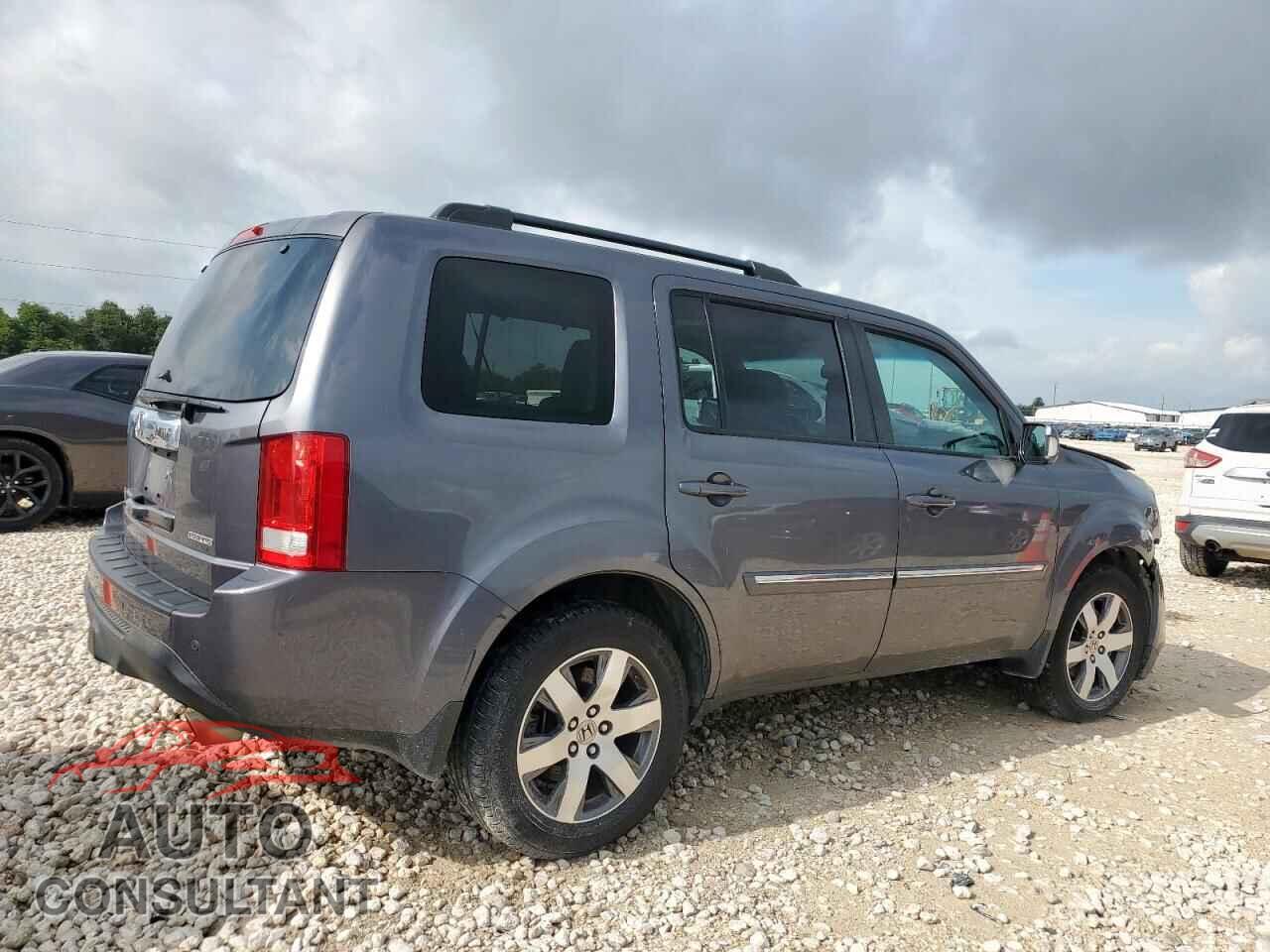 HONDA PILOT 2015 - 5FNYF3H90FB021107