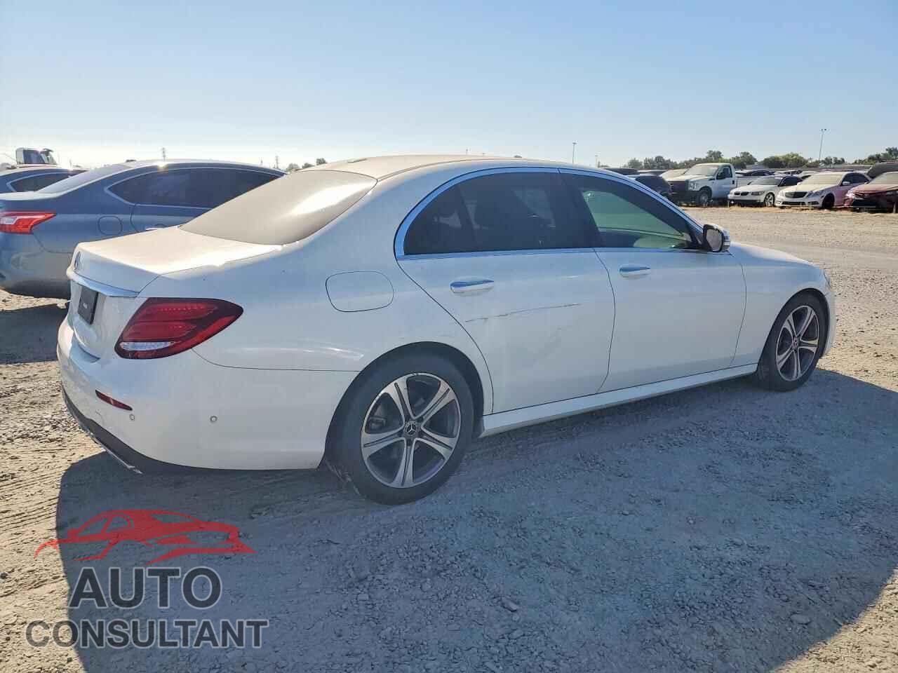 MERCEDES-BENZ E-CLASS 2019 - WDDZF4JB1KA577474