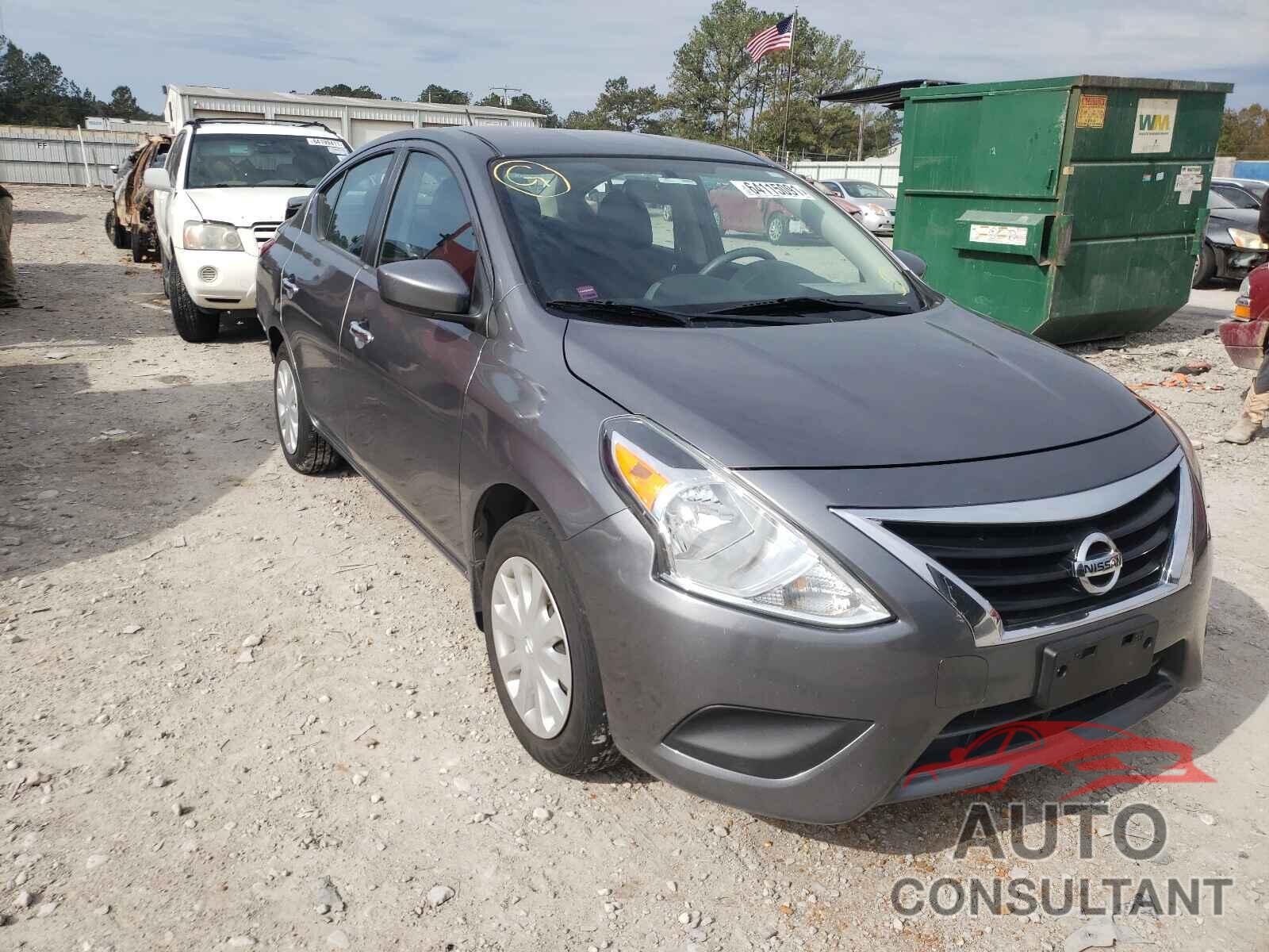 NISSAN VERSA 2018 - 3N1CN7AP3JL819269