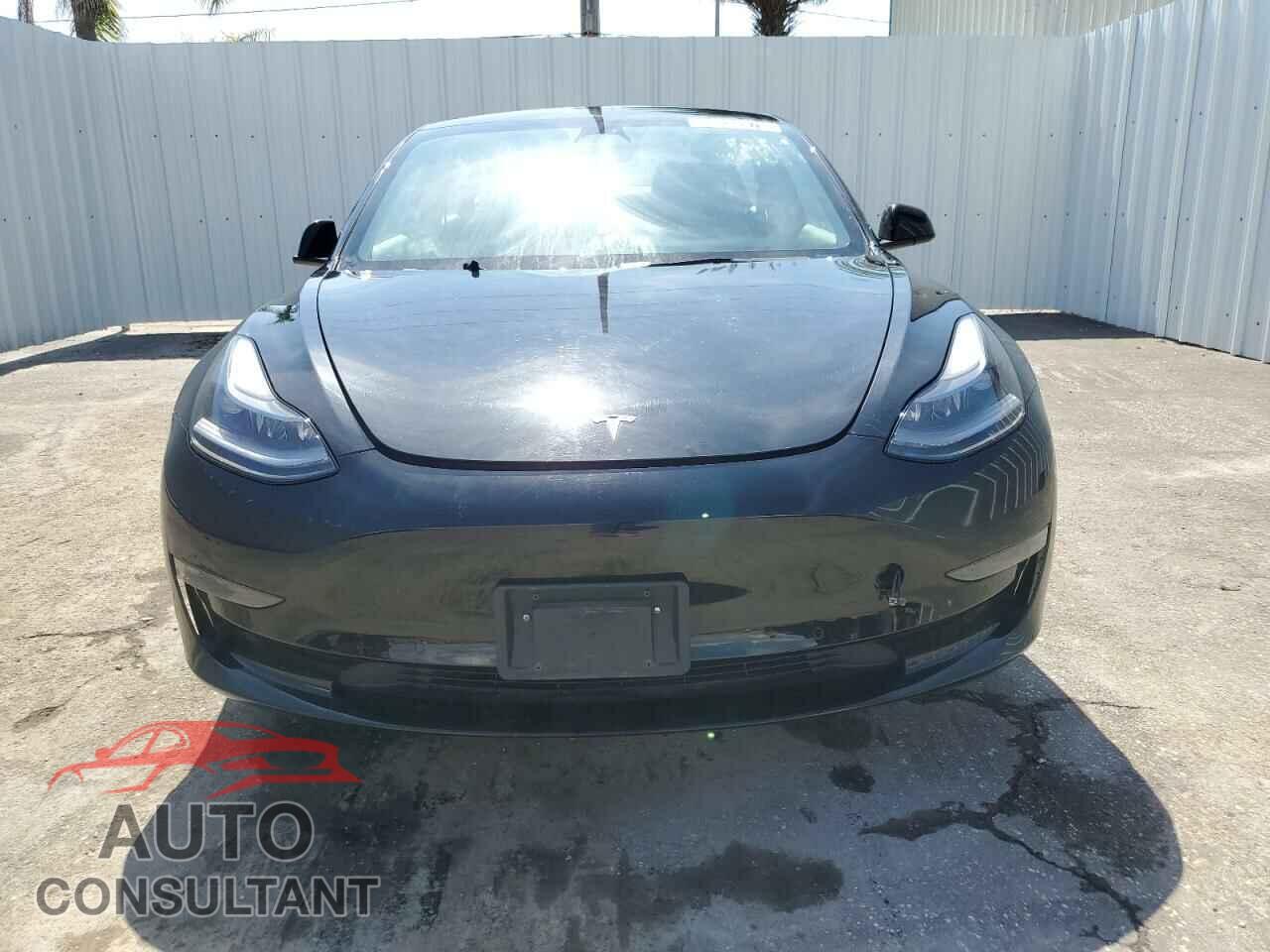 TESLA MODEL 3 2022 - 5YJ3E1EA2NF290823