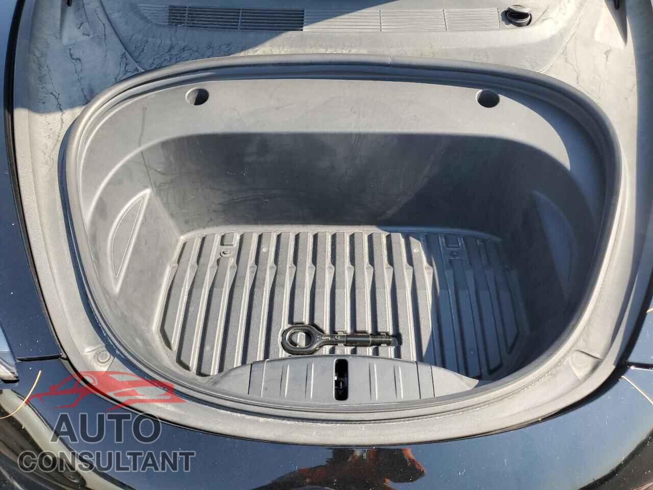 TESLA MODEL 3 2022 - 5YJ3E1EA1NF372395