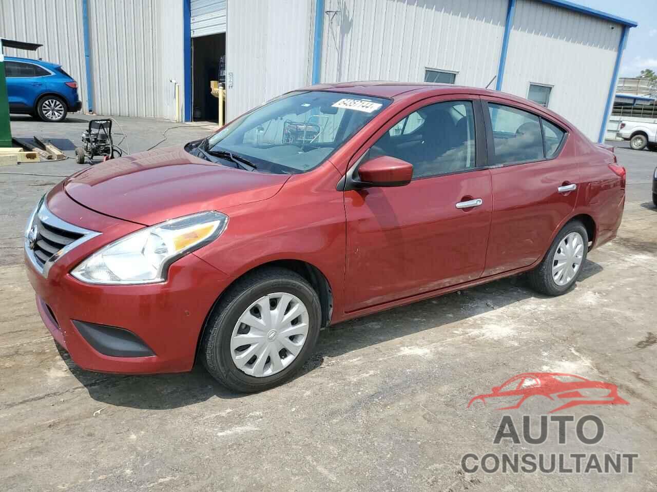 NISSAN VERSA 2018 - 3N1CN7AP8JL830395