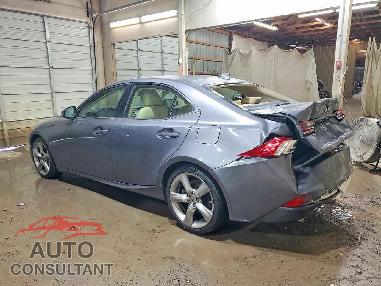 LEXUS IS 2014 - JTHBE1D27E5000761