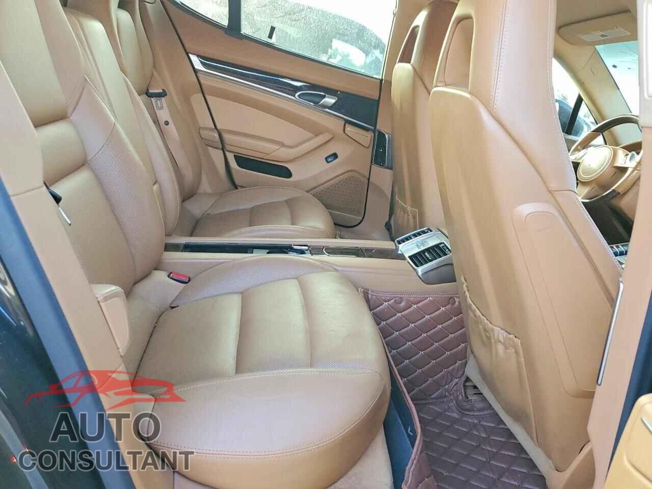 PORSCHE PANAMERA 2013 - WP0AA2A73DL015797
