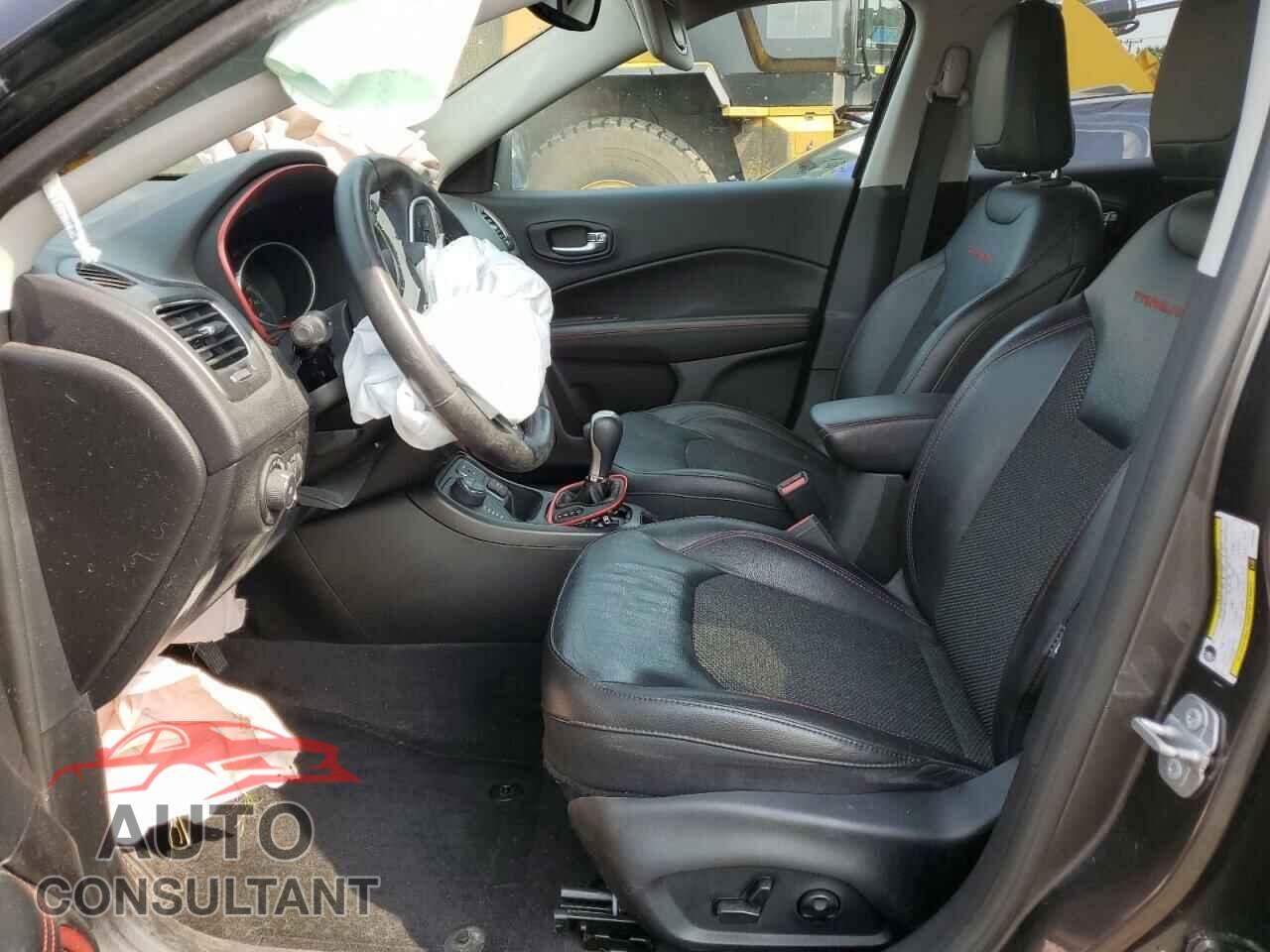 JEEP COMPASS 2018 - 3C4NJDDB0JT290430