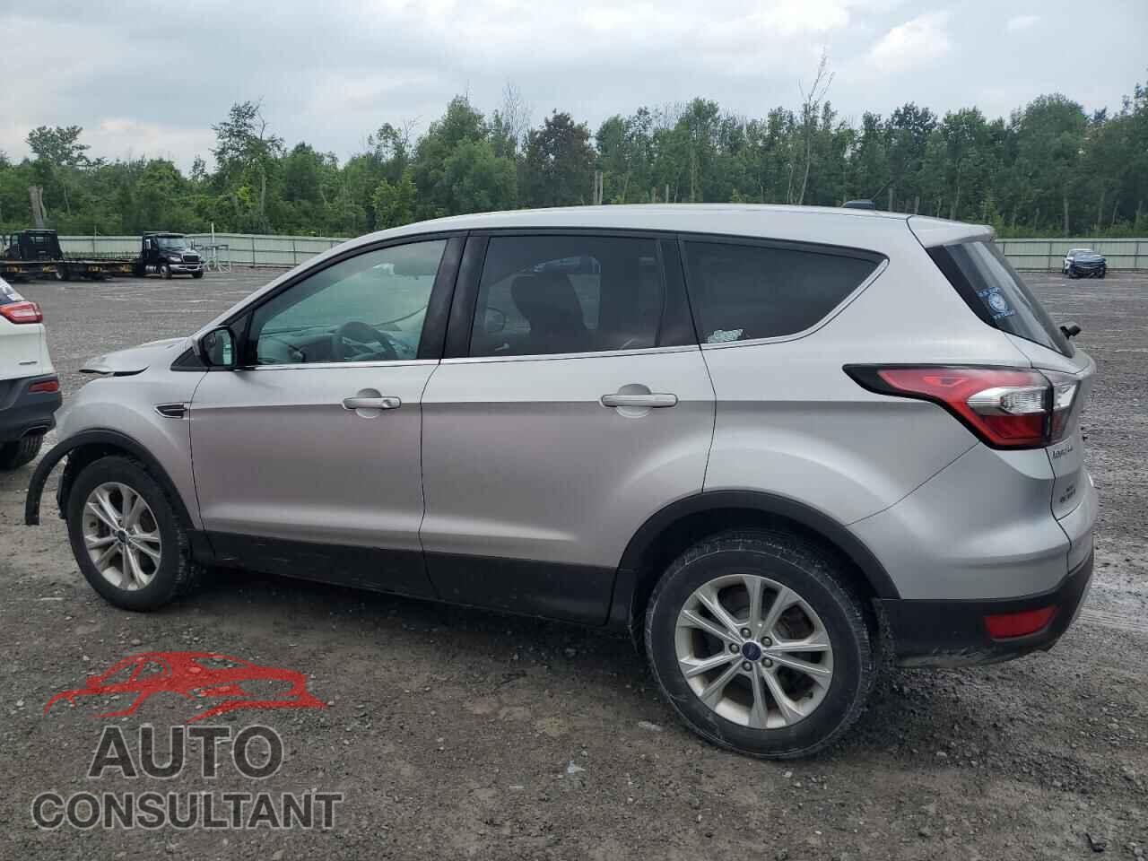 FORD ESCAPE 2017 - 1FMCU9GD3HUB27811