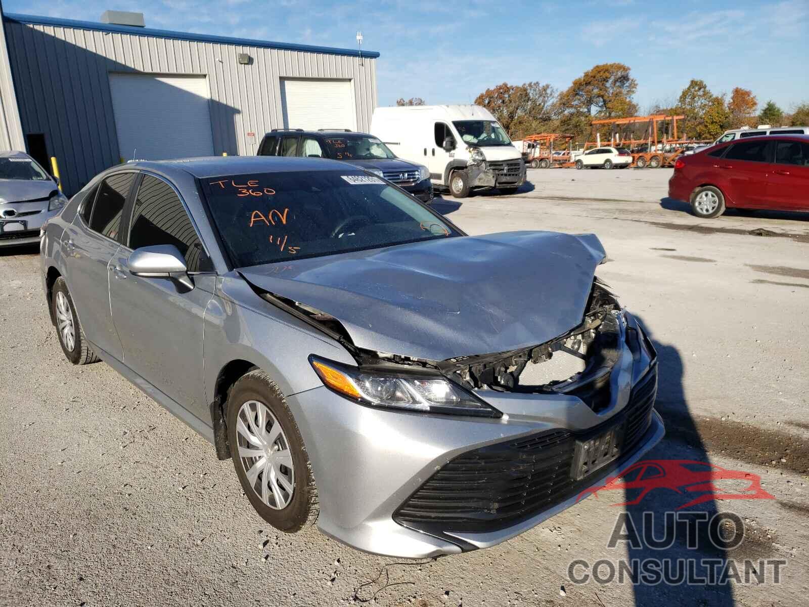 TOYOTA CAMRY 2019 - 4T1B11HK0KU701257