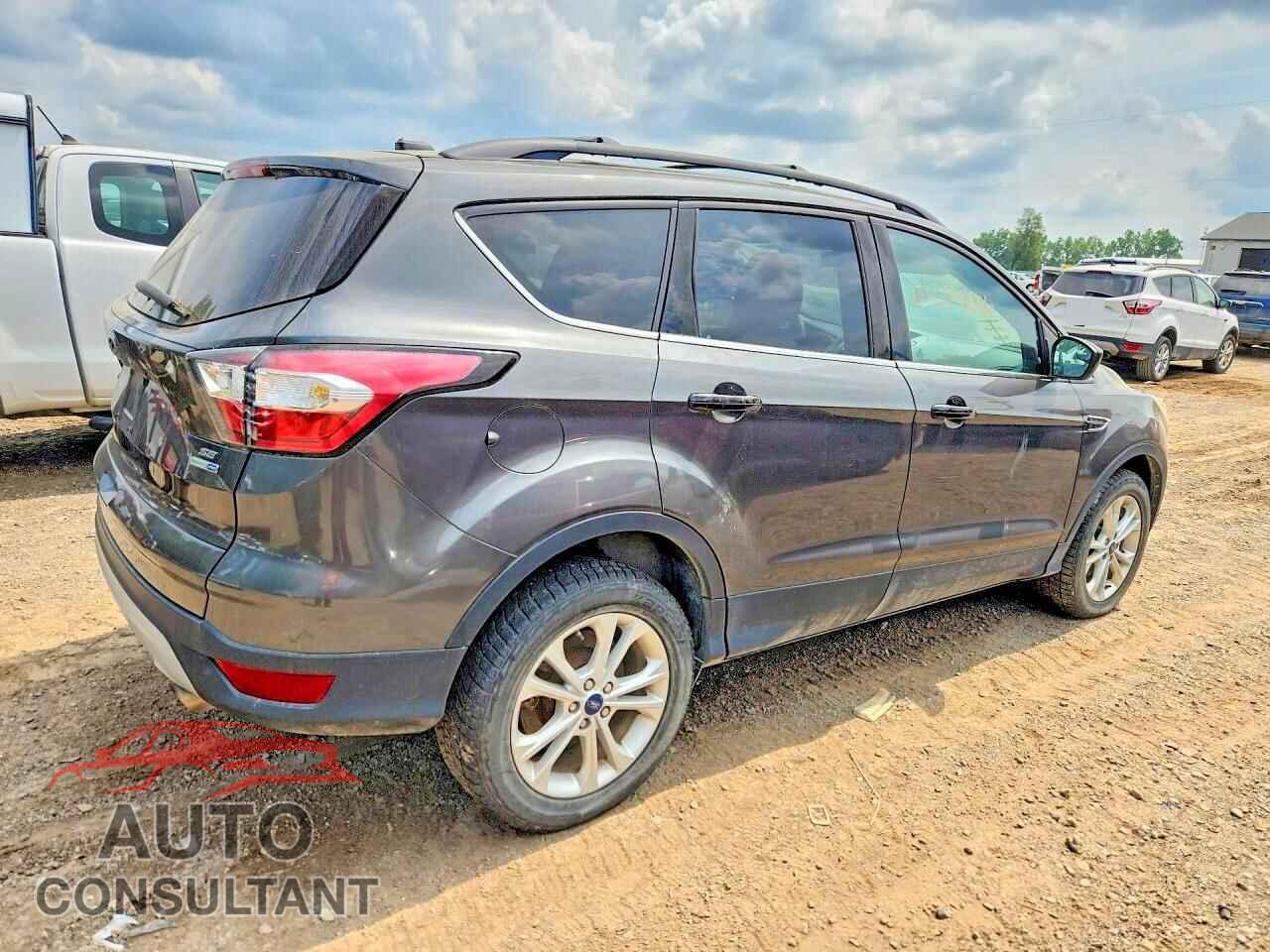 FORD ESCAPE 2017 - 1FMCU9G92HUB07299