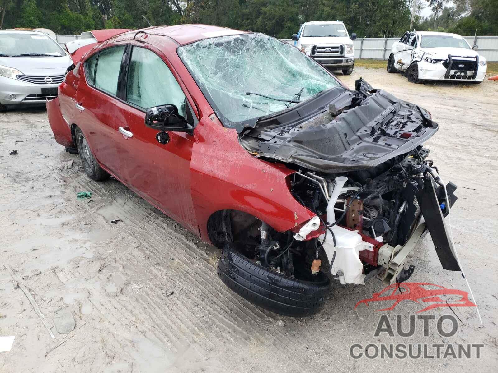 NISSAN VERSA 2018 - 3N1CN7AP5JL867016