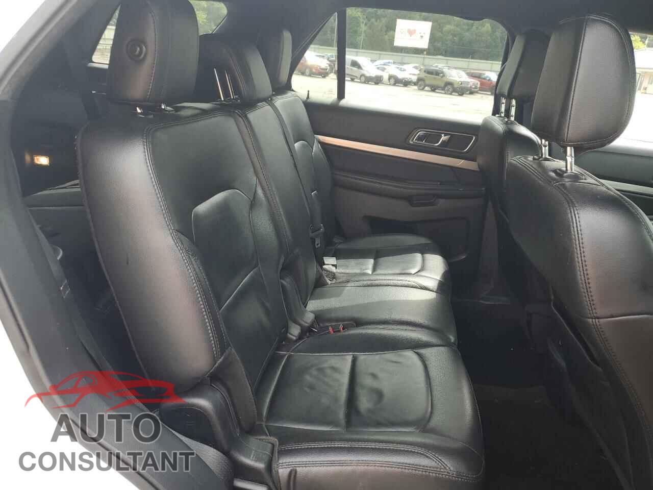 FORD EXPLORER 2018 - 1FM5K8D80JGA53493