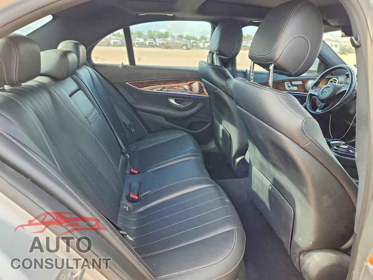 MERCEDES-BENZ E-CLASS 2017 - WDDZF4KB0HA123921