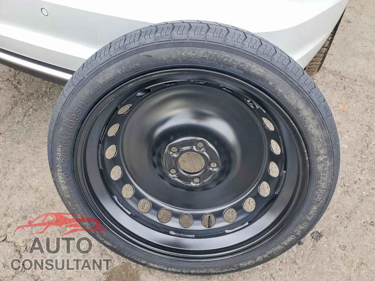 AUDI A4 2023 - WAUDAAF45PN021077