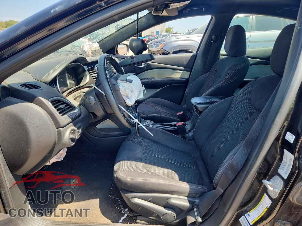 DODGE DART 2015 - 1C3CDFBB3FD205644