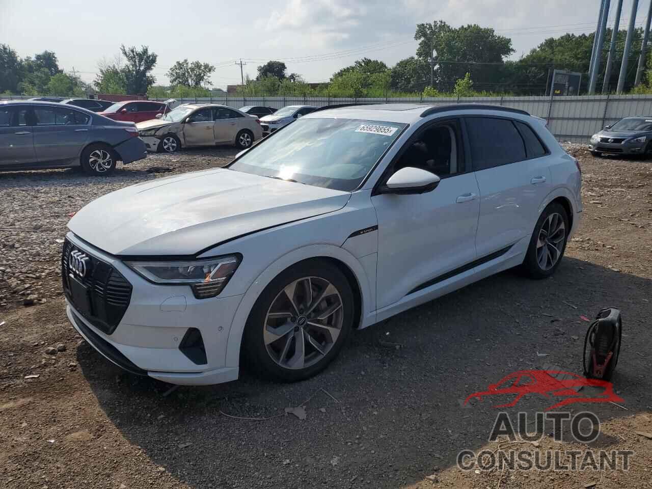 AUDI E-TRON 2021 - WA1LAAGE1MB004239