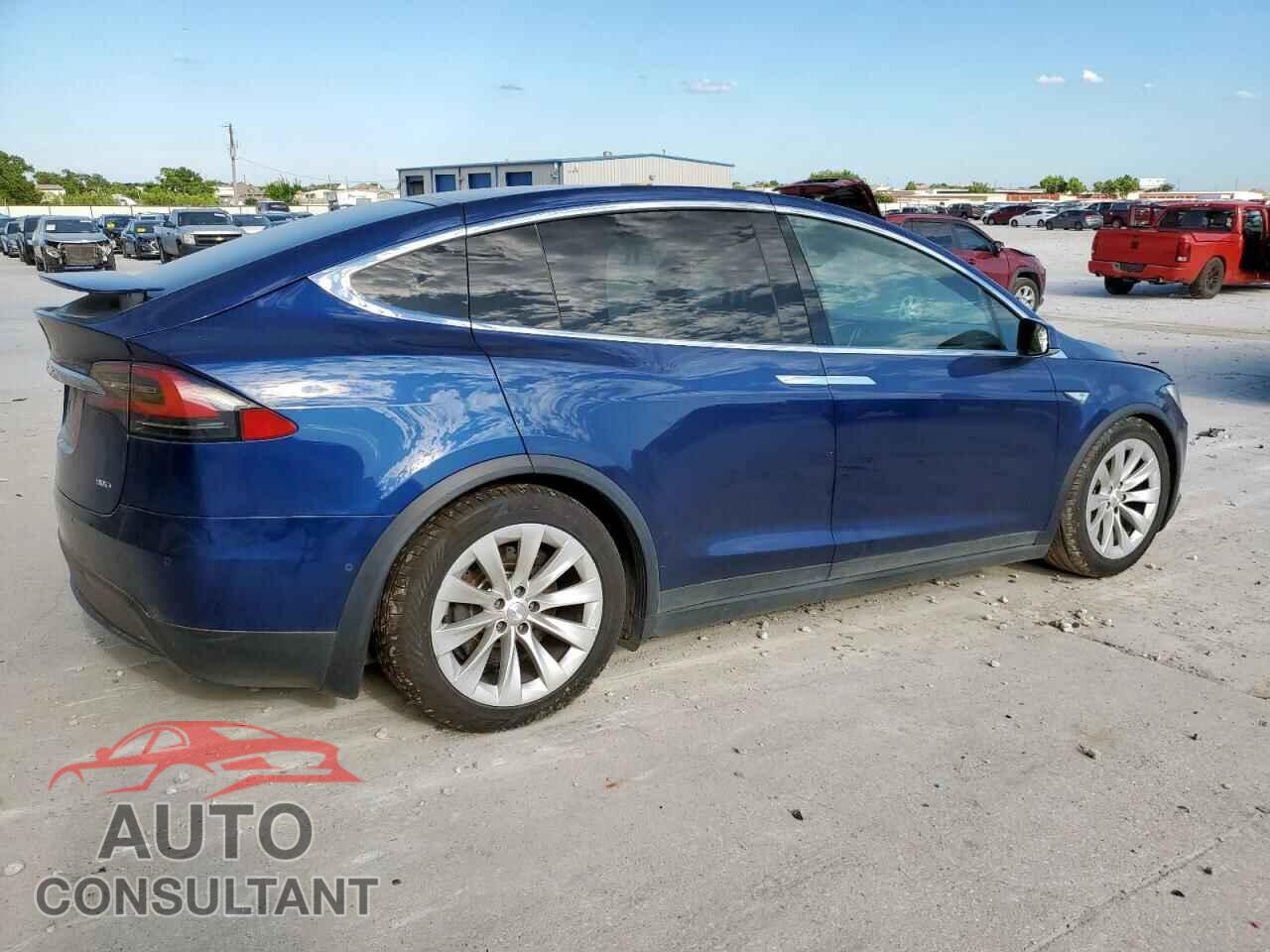 TESLA MODEL X 2016 - 5YJXCBE2XGF015936