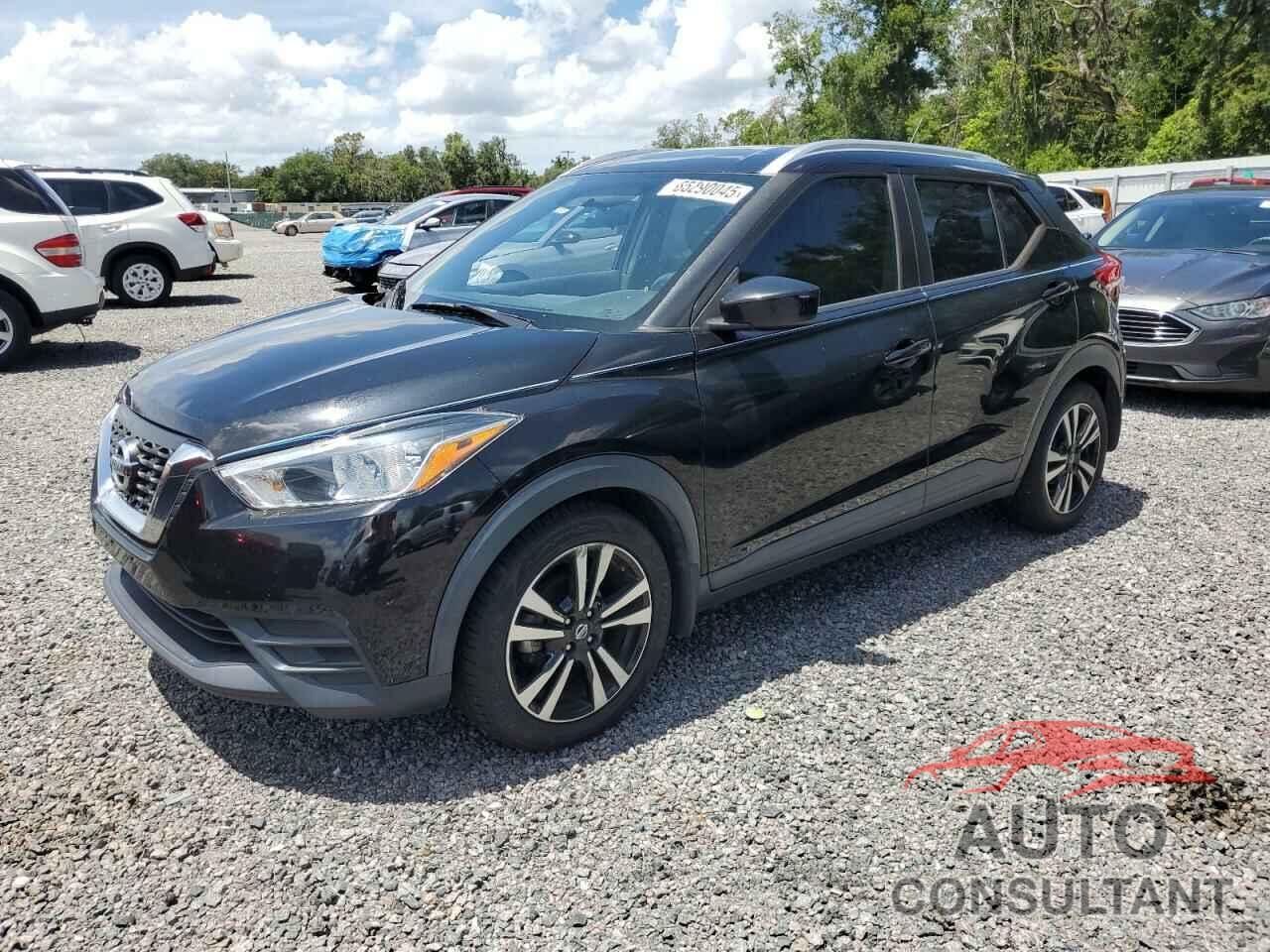 NISSAN KICKS 2018 - 3N1CP5CU8JL512083