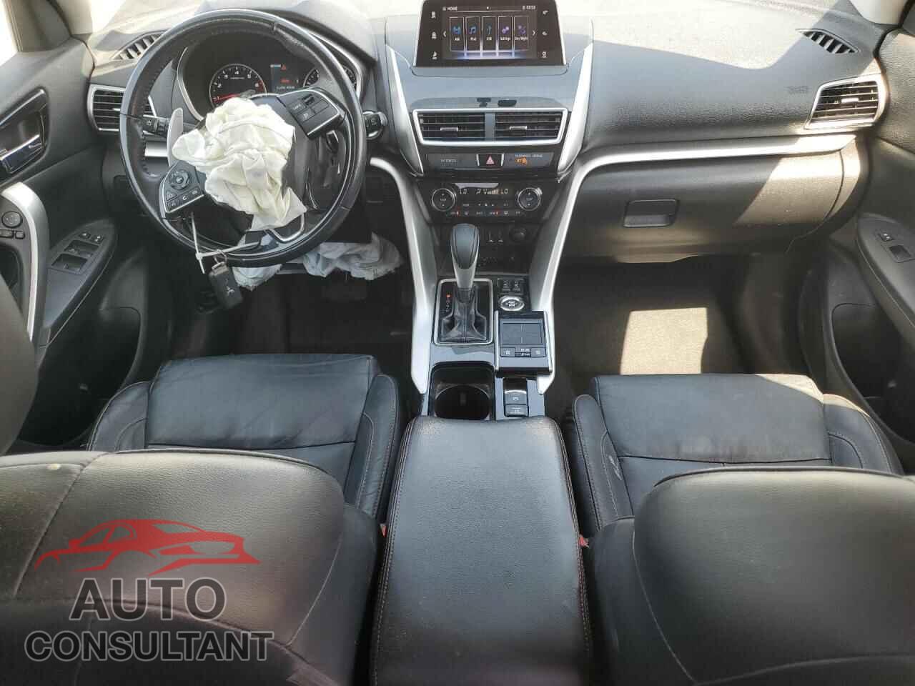 MITSUBISHI ECLIPSE 2018 - JA4AT5AA2JZ047683
