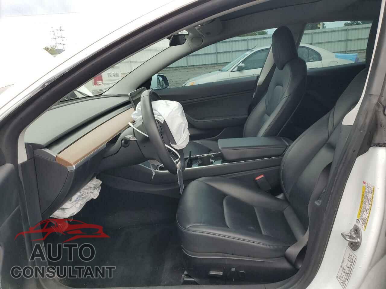 TESLA MODEL 3 2019 - 5YJ3E1EA6KF401563