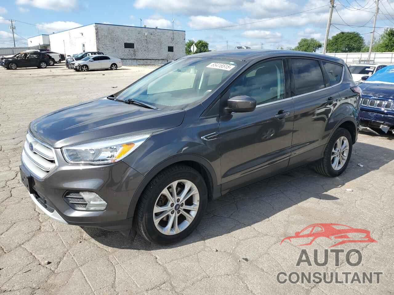 FORD ESCAPE 2017 - 1FMCU0GD3HUC93483