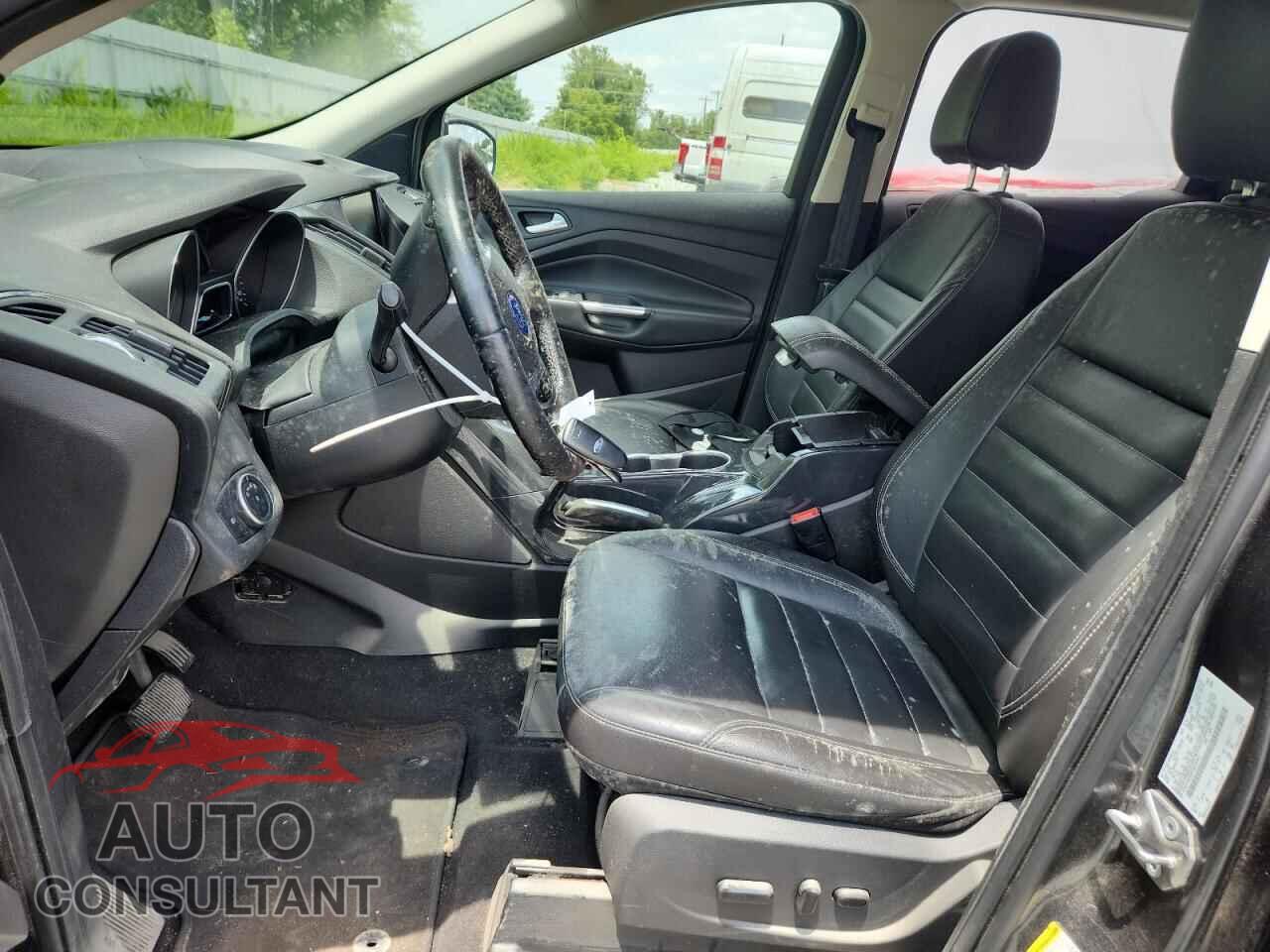 FORD ESCAPE 2015 - 1FMCU0J99FUB10783