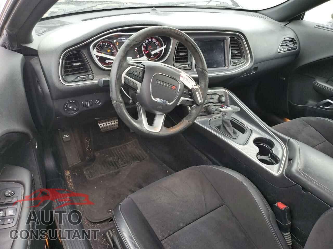 DODGE CHALLENGER 2018 - 2C3CDZGG3JH257325