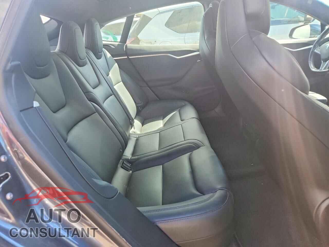 TESLA MODEL S 2017 - 5YJSA1E28HF222255