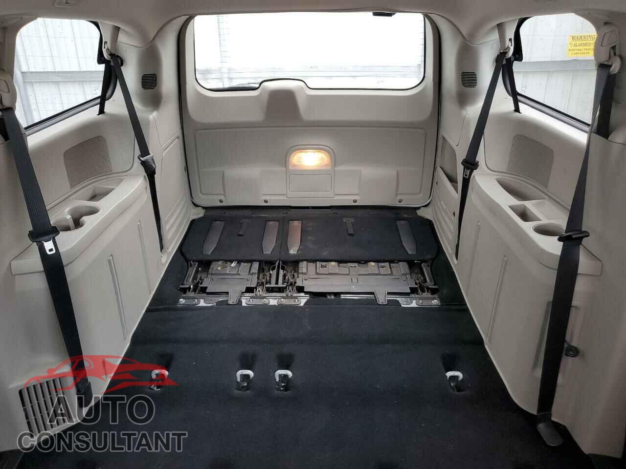 DODGE CARAVAN 2018 - 2C4RDGBG8JR302917