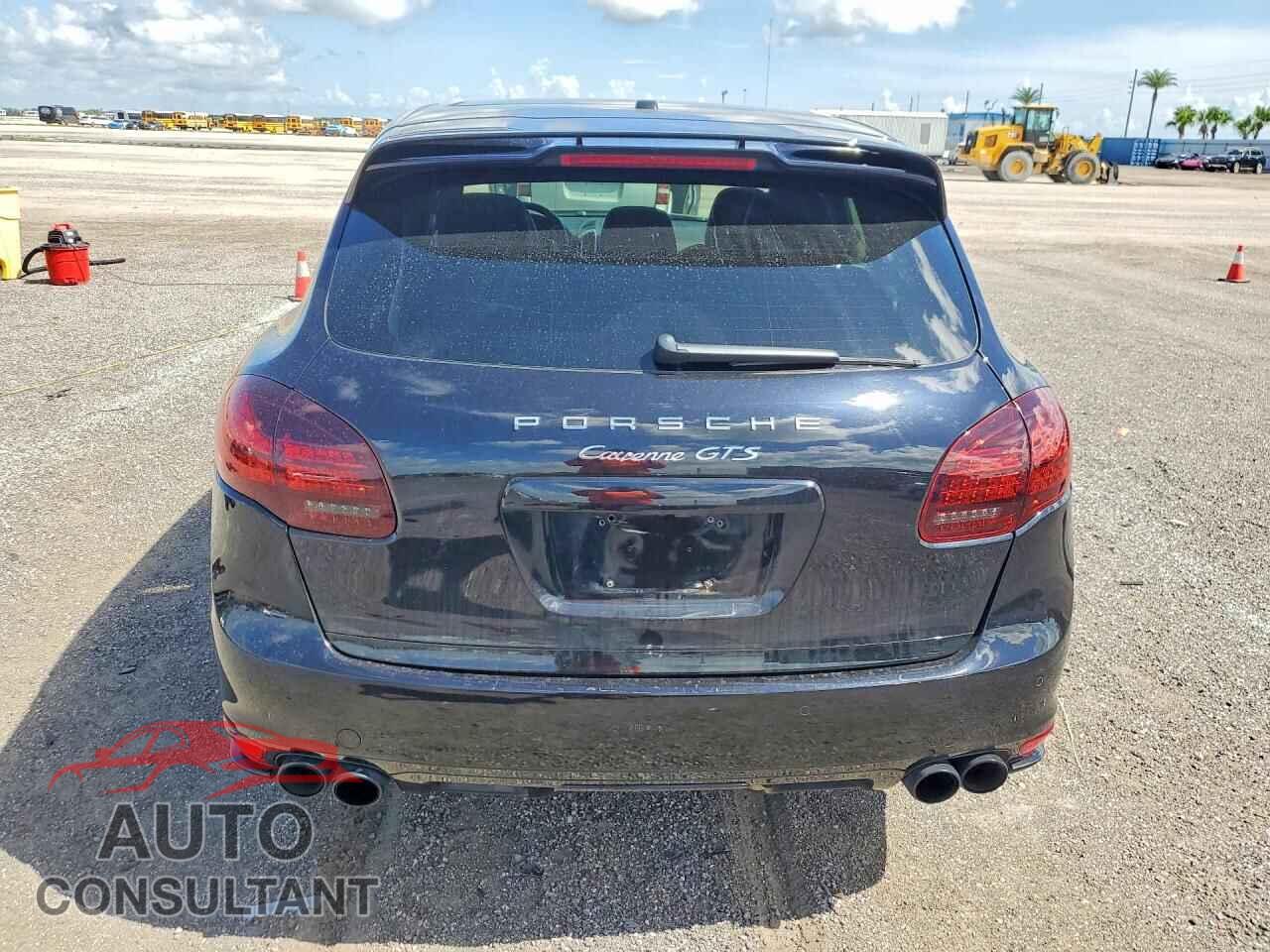 PORSCHE CAYENNE 2013 - WP1AD2A29DLA79269