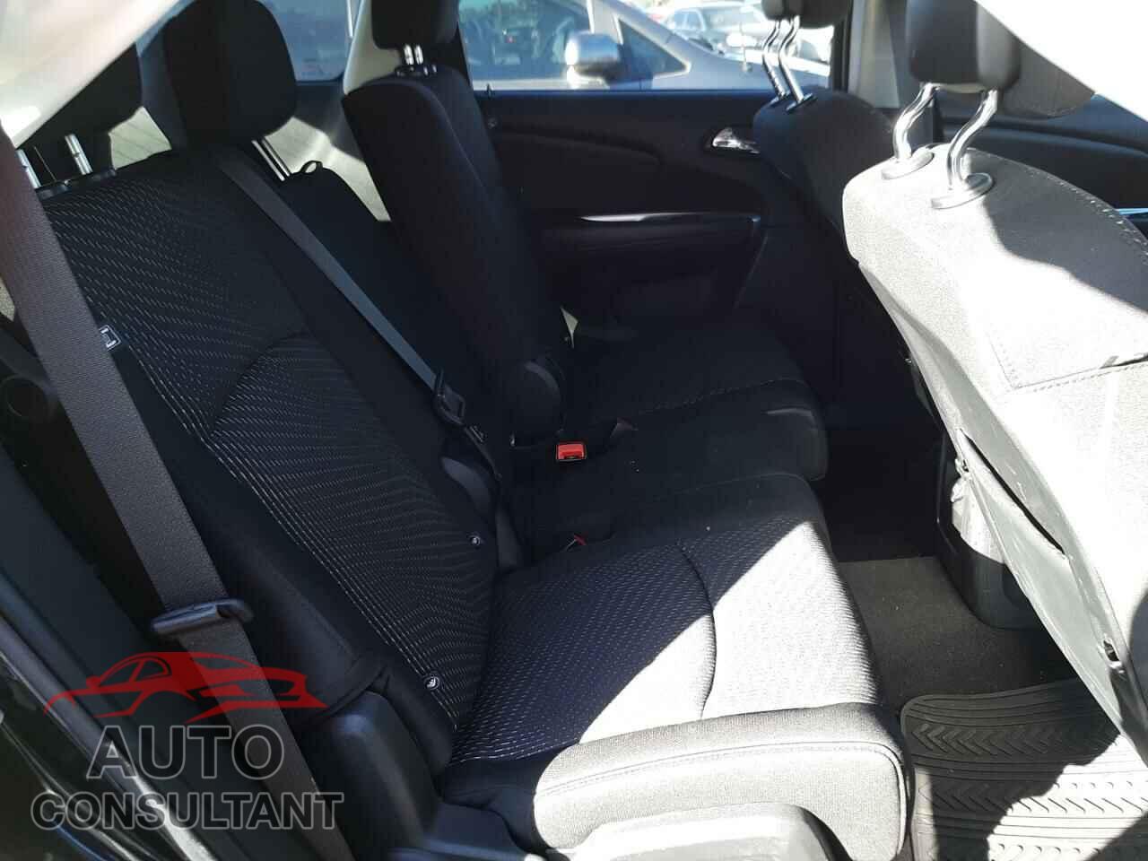 DODGE JOURNEY 2020 - 3C4PDCAB2LT259634