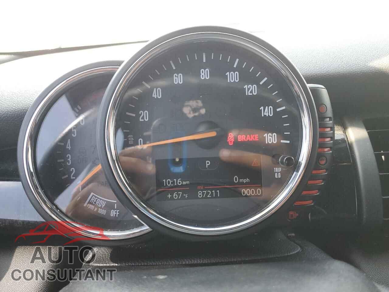 MINI COOPER 2017 - WMWXP5C39H2F61682