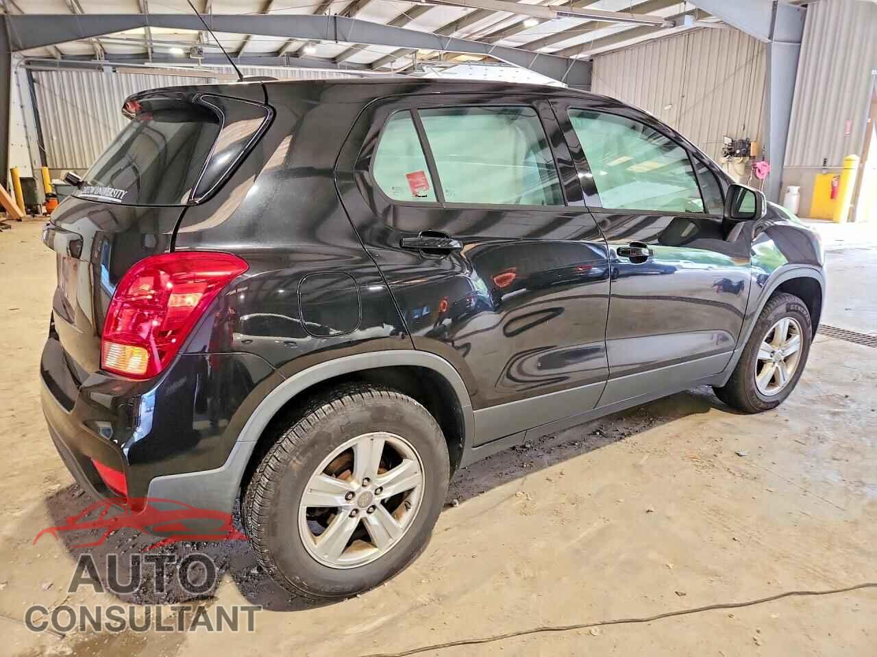 CHEVROLET TRAX 2017 - 3GNCJNSB0HL281146