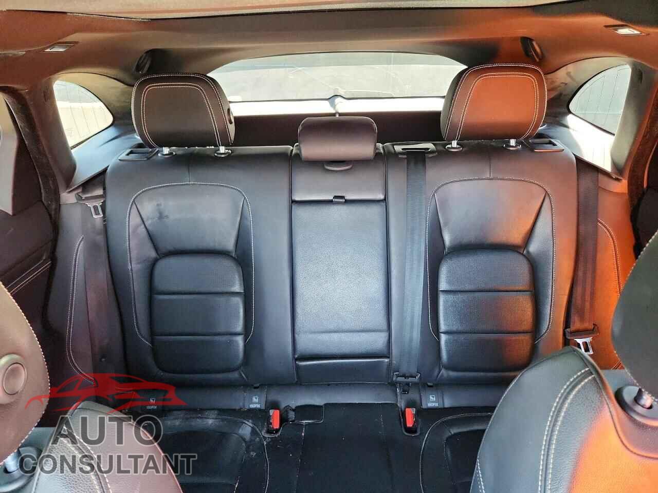 JAGUAR F-PACE 2017 - SADCM2BVXHA075918