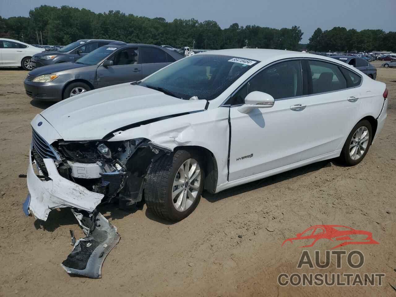 FORD FUSION 2019 - 3FA6P0MU2KR137145