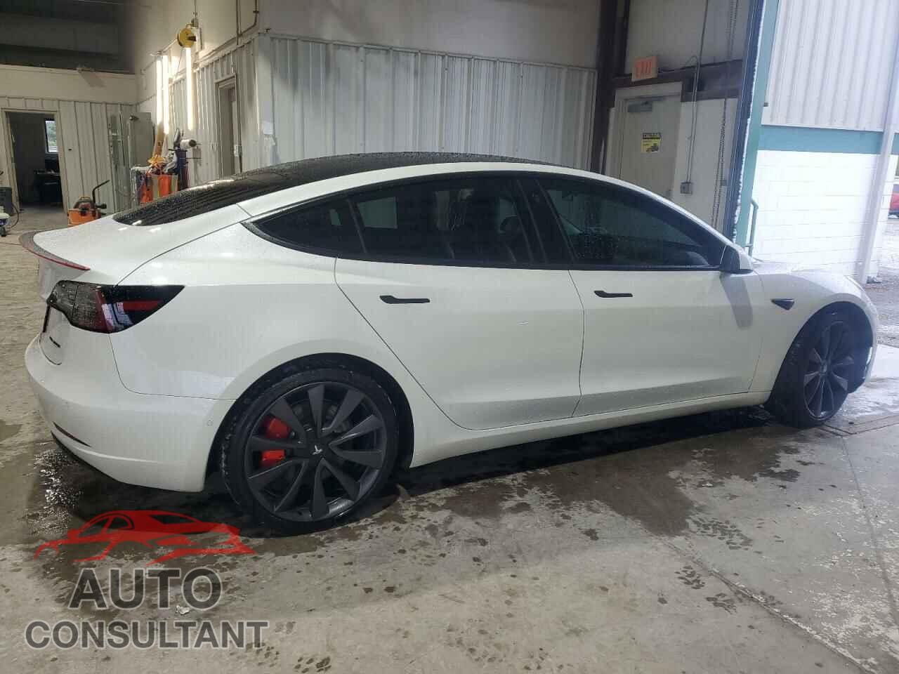 TESLA MODEL 3 2020 - 5YJ3E1EC8LF719557
