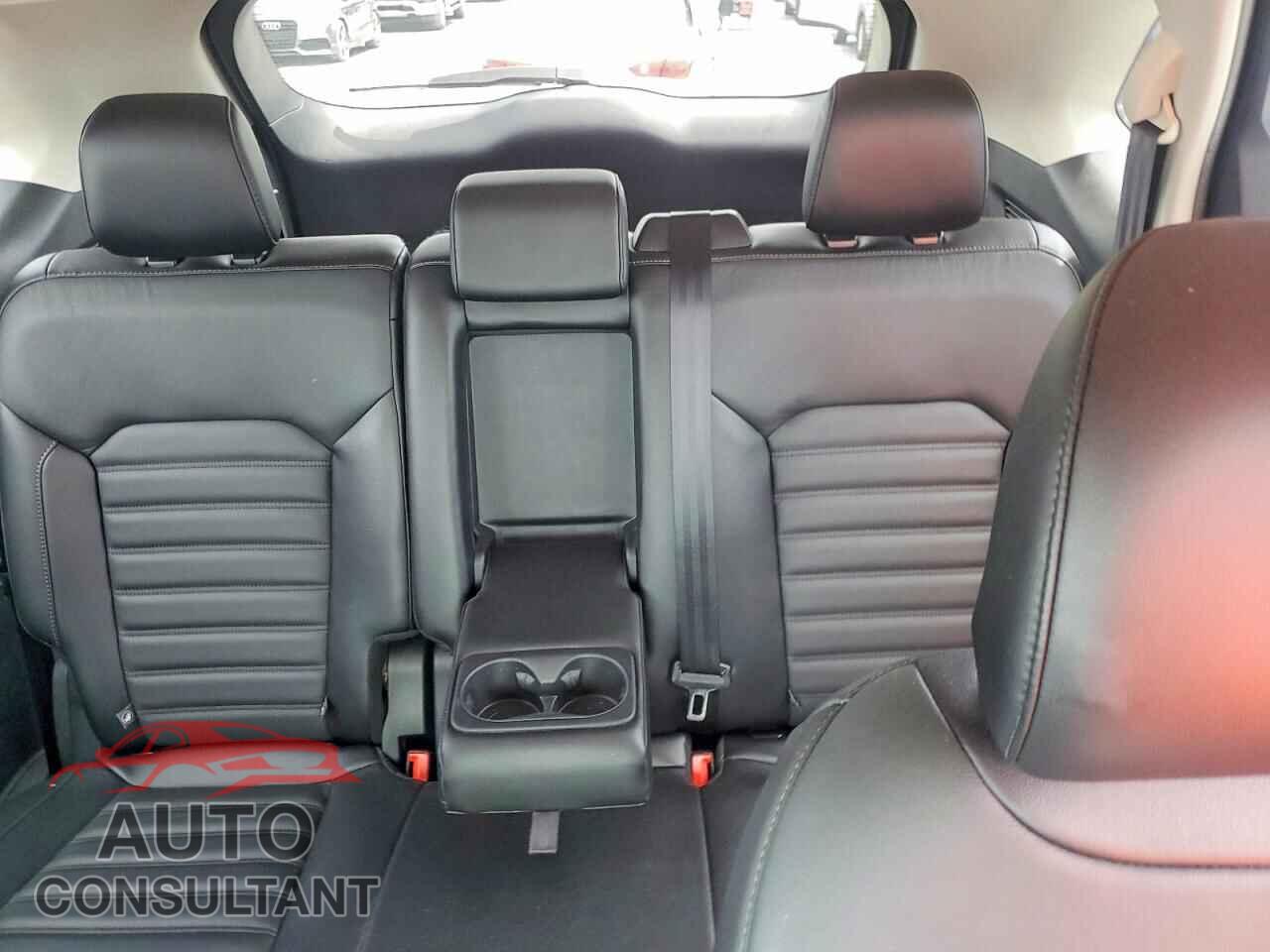 FORD EDGE 2017 - 2FMPK3J90HBC07677